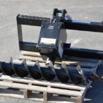 skid-steer-auge