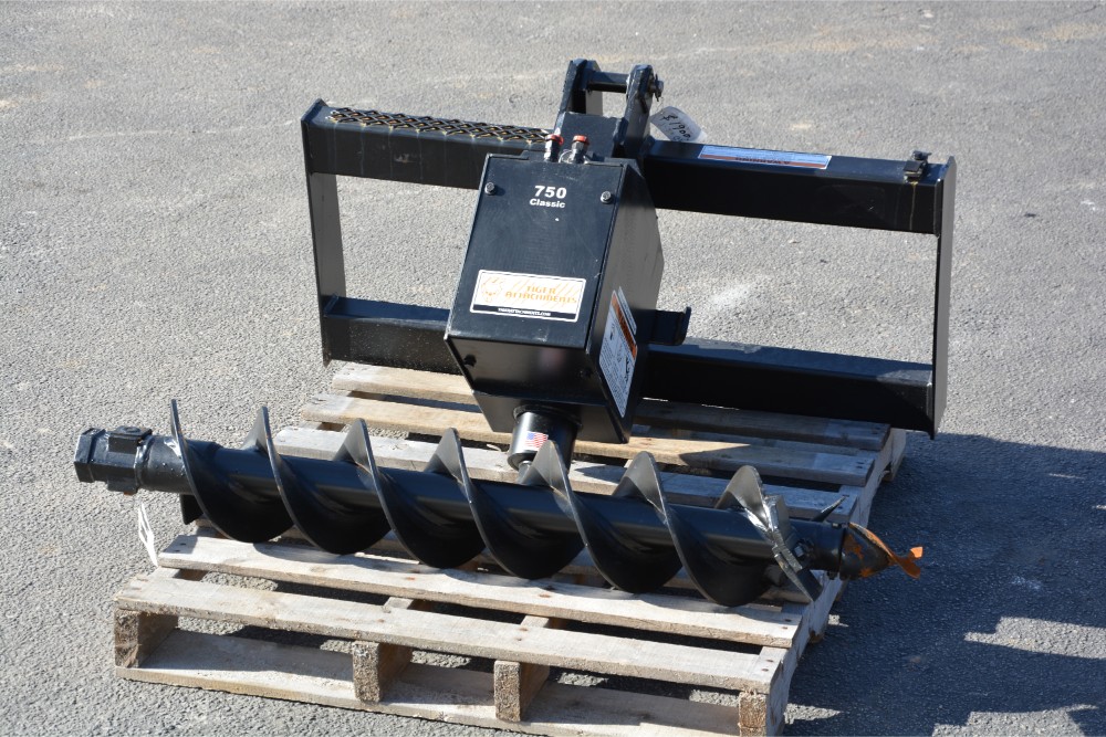 skid-steer-auge